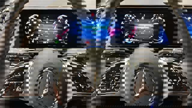 Certified 2025 Mercedes-Benz GLA 250 4MATIC image 41