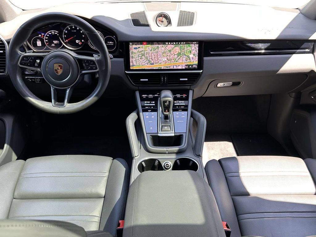 Used 2020 Porsche Cayenne AWD/4WD image 15