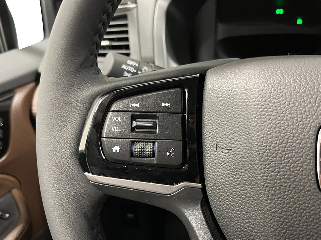 New 2027 Honda Odyssey Elite image 16