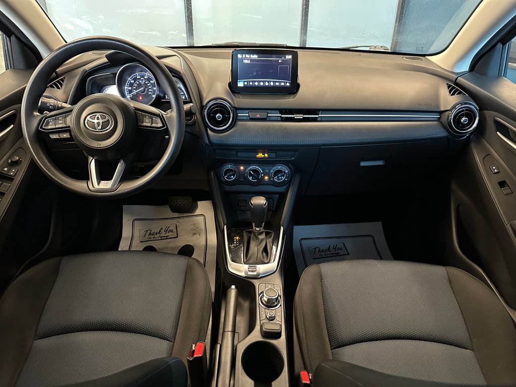 Used 2020 Toyota Yaris LE FWD image 9