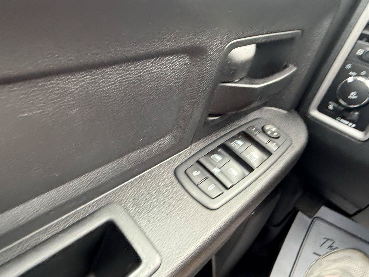 Used 2017 RAM 1500 Express AWD/4WD image 24
