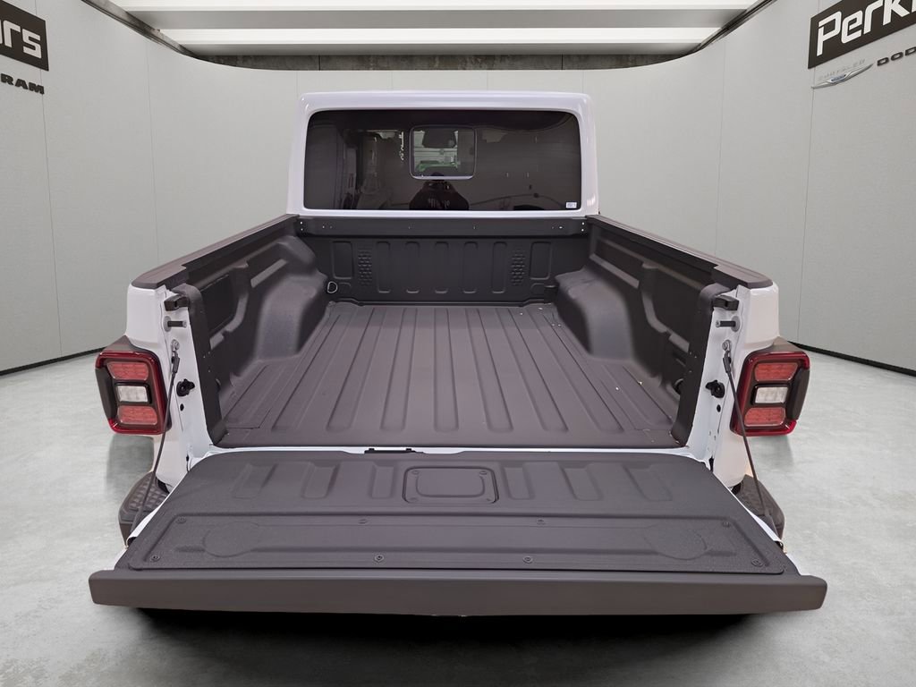 New 2026 Jeep Gladiator Mojave AWD/4WD image 22
