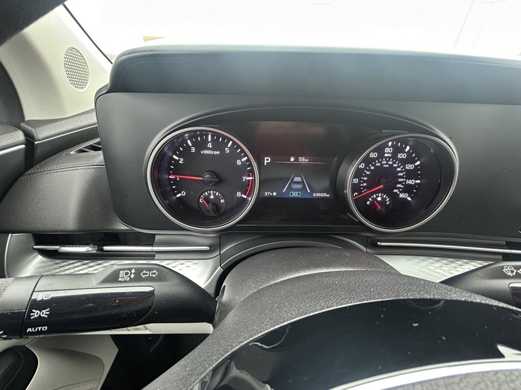 Certified 2023 Kia Carnival LX image 12