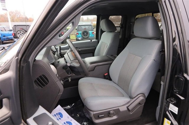 Used 2011 Ford F350 XLT w/ XLT Premium Pkg image 8