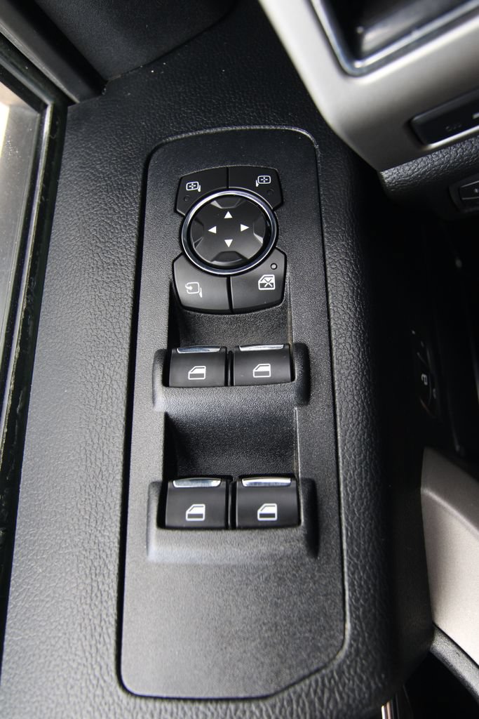 Used 2020 Ford F150 Lariat w/ Equipment Group 502A Luxury AWD/4WD image 23