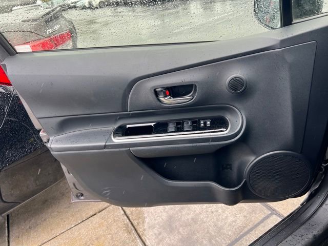 Used 2015 Toyota Prius C Three image 16