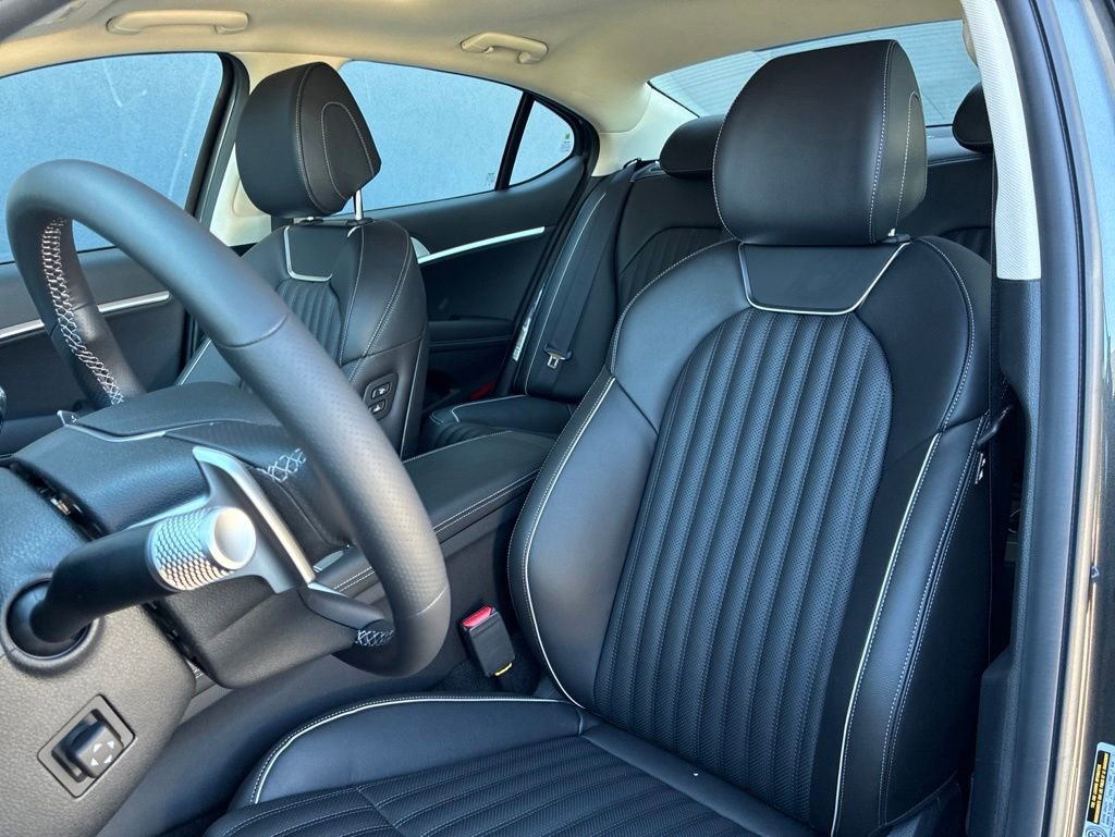 New 2026 Genesis G70 2.5T Prestige AWD/4WD image 16