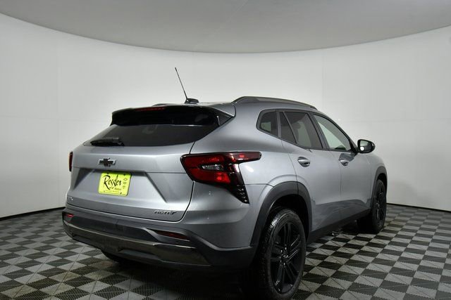 New 2026 Chevrolet Trax ACTIV w/ Driver Confidence Package image 11