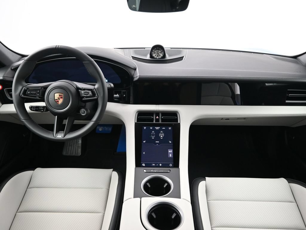 New 2026 Porsche Taycan 4S AWD/4WD image 9