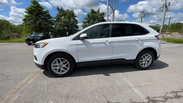 Used 2022 Ford Edge SEL w/ Convenience Package AWD/4WD image 6