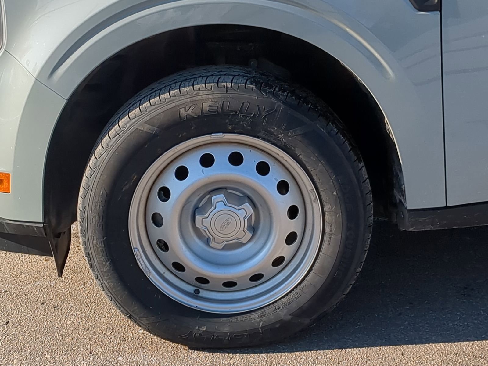 Used 2023 Ford Maverick XL image 17