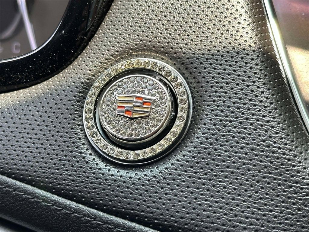 Used 2017 Cadillac XT5 Luxury w/ Driver Awareness Package image 27