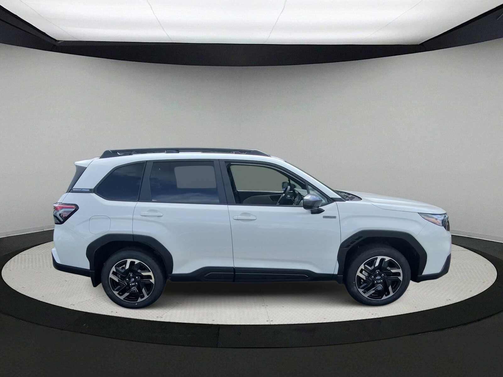 New 2026 Subaru Forester Touring AWD/4WD image 9