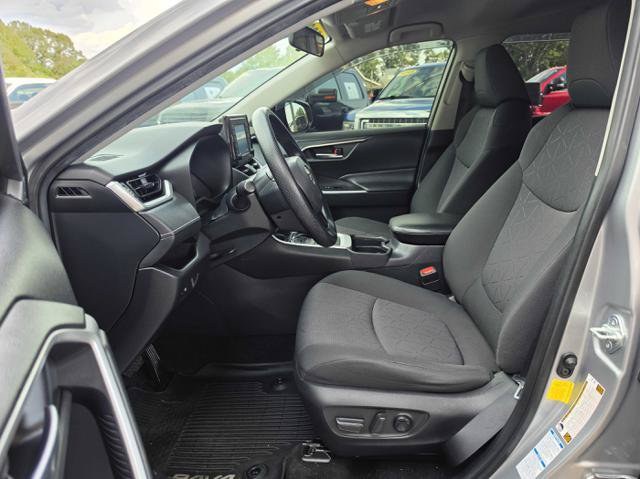 Used 2020 Toyota RAV4 XLE w/ All Weather Liner Package AWD/4WD image 11