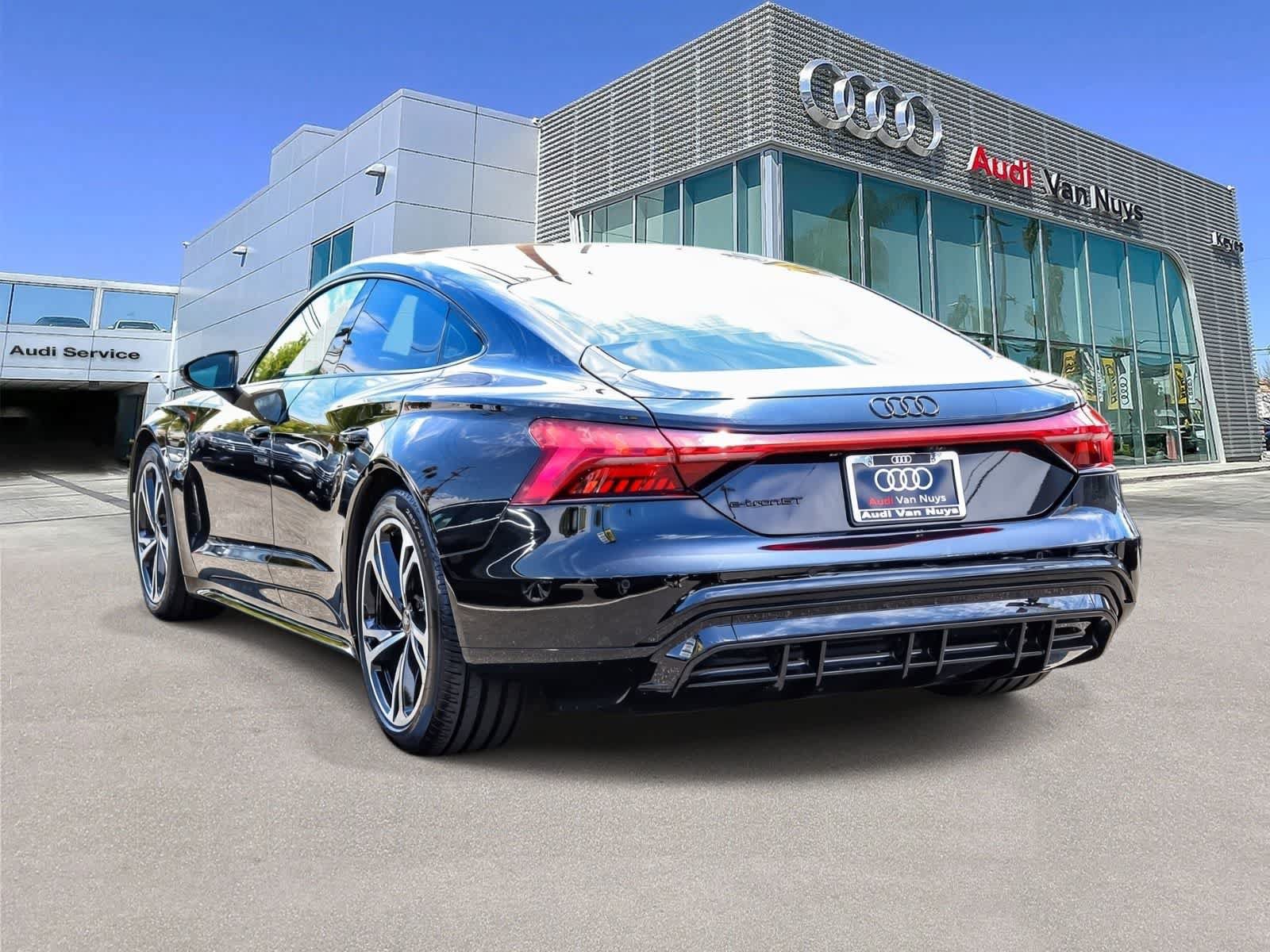Used 2023 Audi e-tron GT Premium Plus w/ Performance Package AWD/4WD image 2