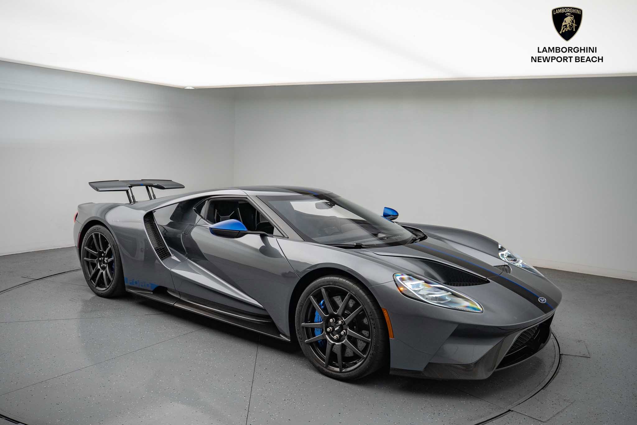 Used 2019 Ford GT Carbon Series