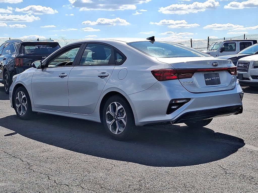 Used 2020 Kia Forte LXS FWD image 4