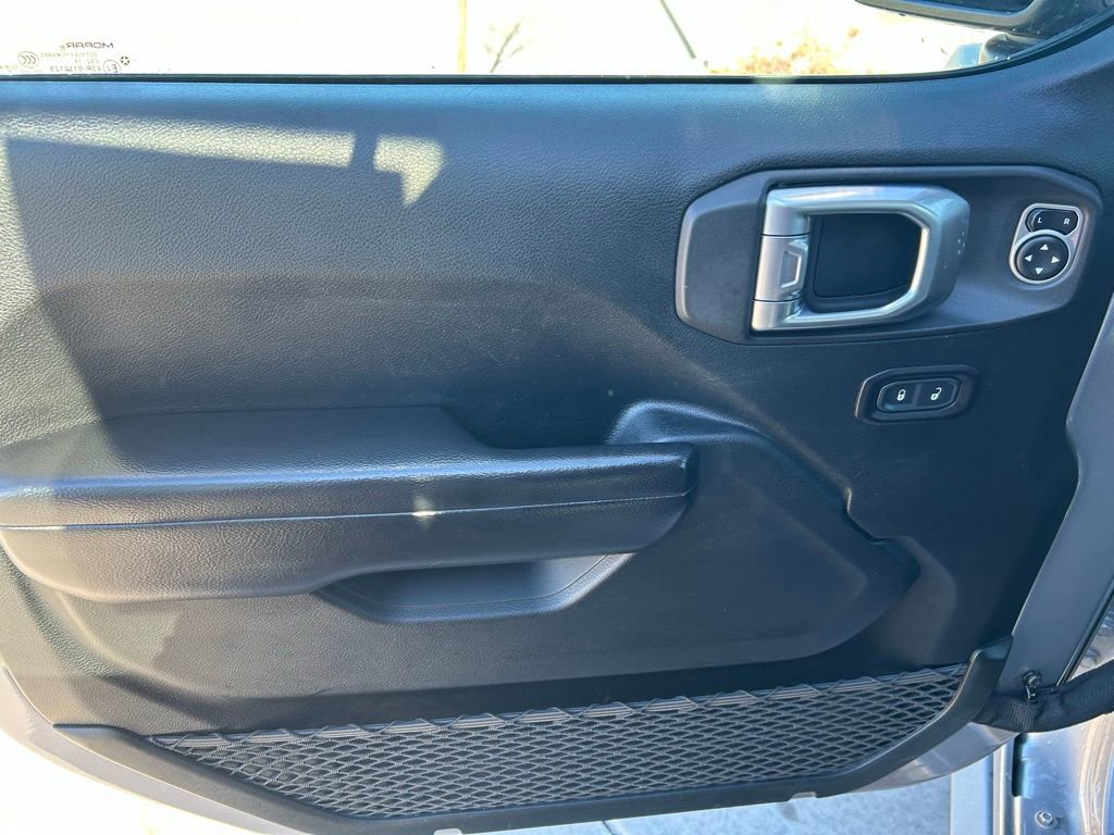 Used 2020 Jeep Gladiator Rubicon image 10