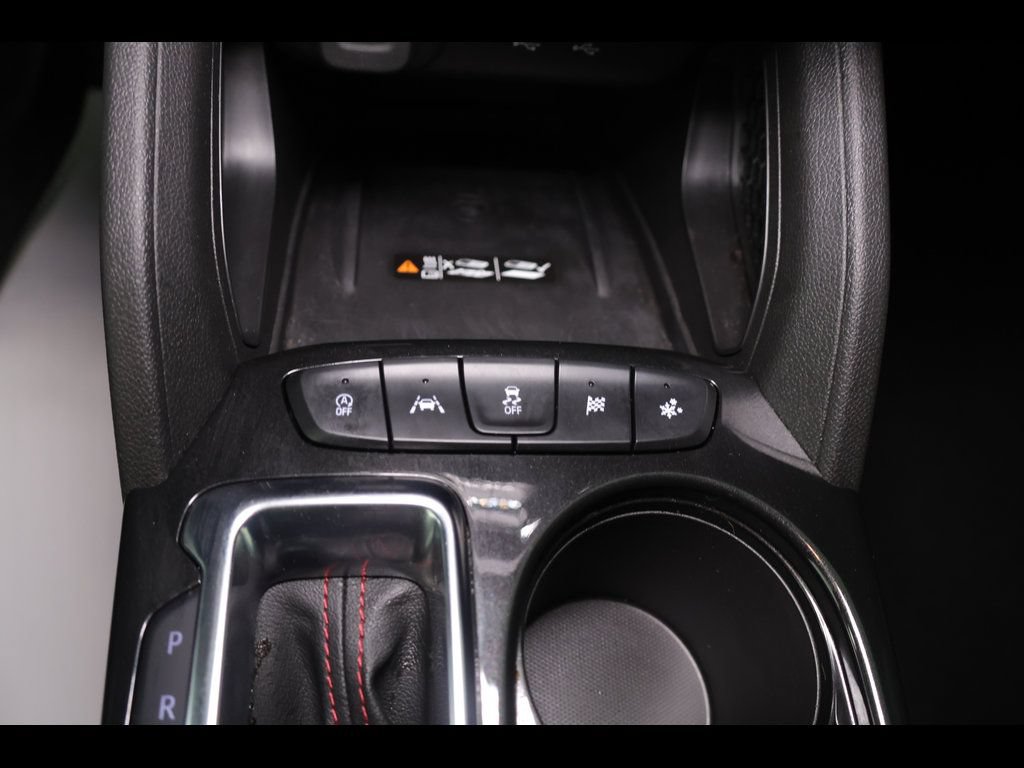 Used 2025 Chevrolet TrailBlazer RS w/ Convenience Package FWD image 26