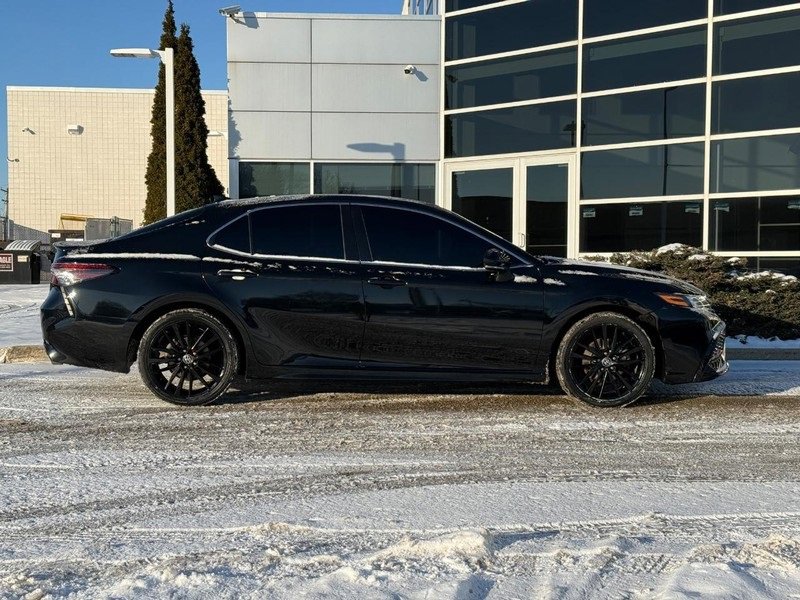 Used 2023 Toyota Camry XSE video 2