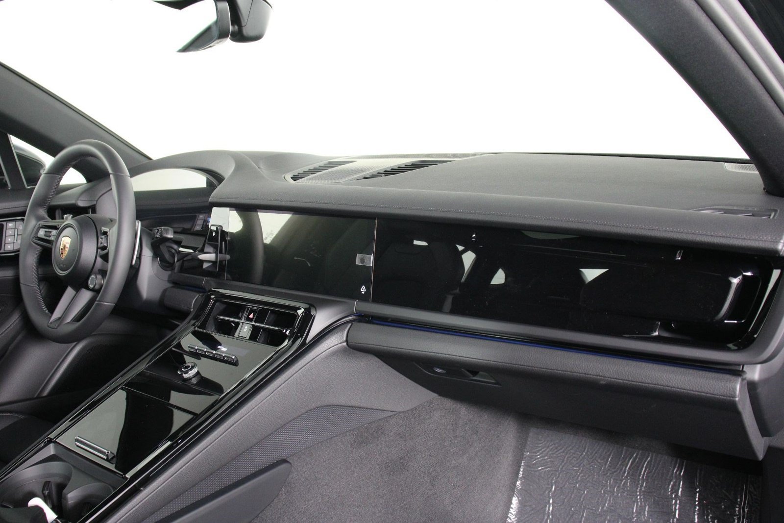 New 2026 Porsche Panamera RWD image 16