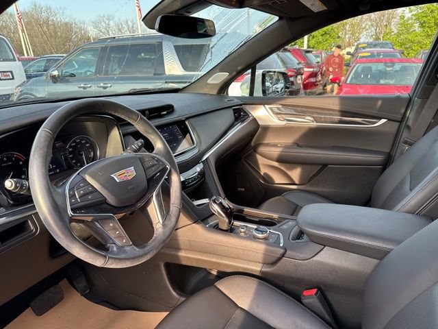 Certified 2023 Cadillac XT5 Premium Luxury AWD/4WD image 9