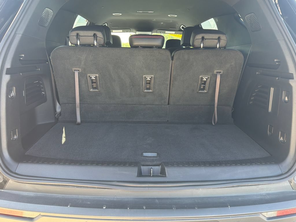 Certified 2025 Chevrolet Traverse Z71 w/ Enhanced Driving Package AWD/4WD image 30