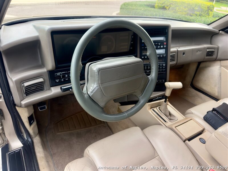 Used 1993 Cadillac Allante FWD image 15