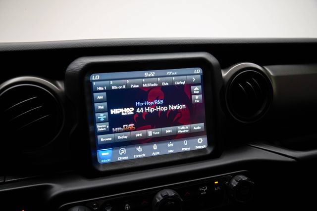 Used 2022 Jeep Wrangler Unlimited Sport AWD/4WD image 17