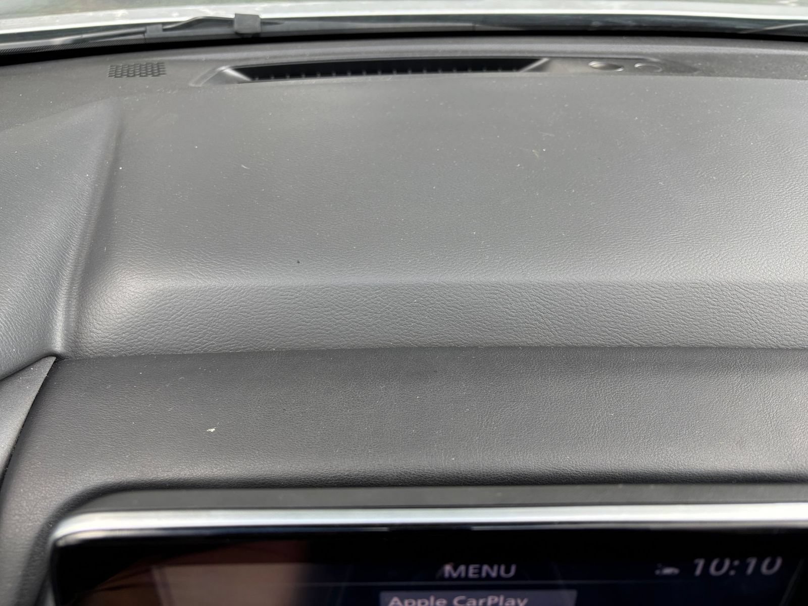 Used 2025 Nissan Rogue SV AWD/4WD image 16