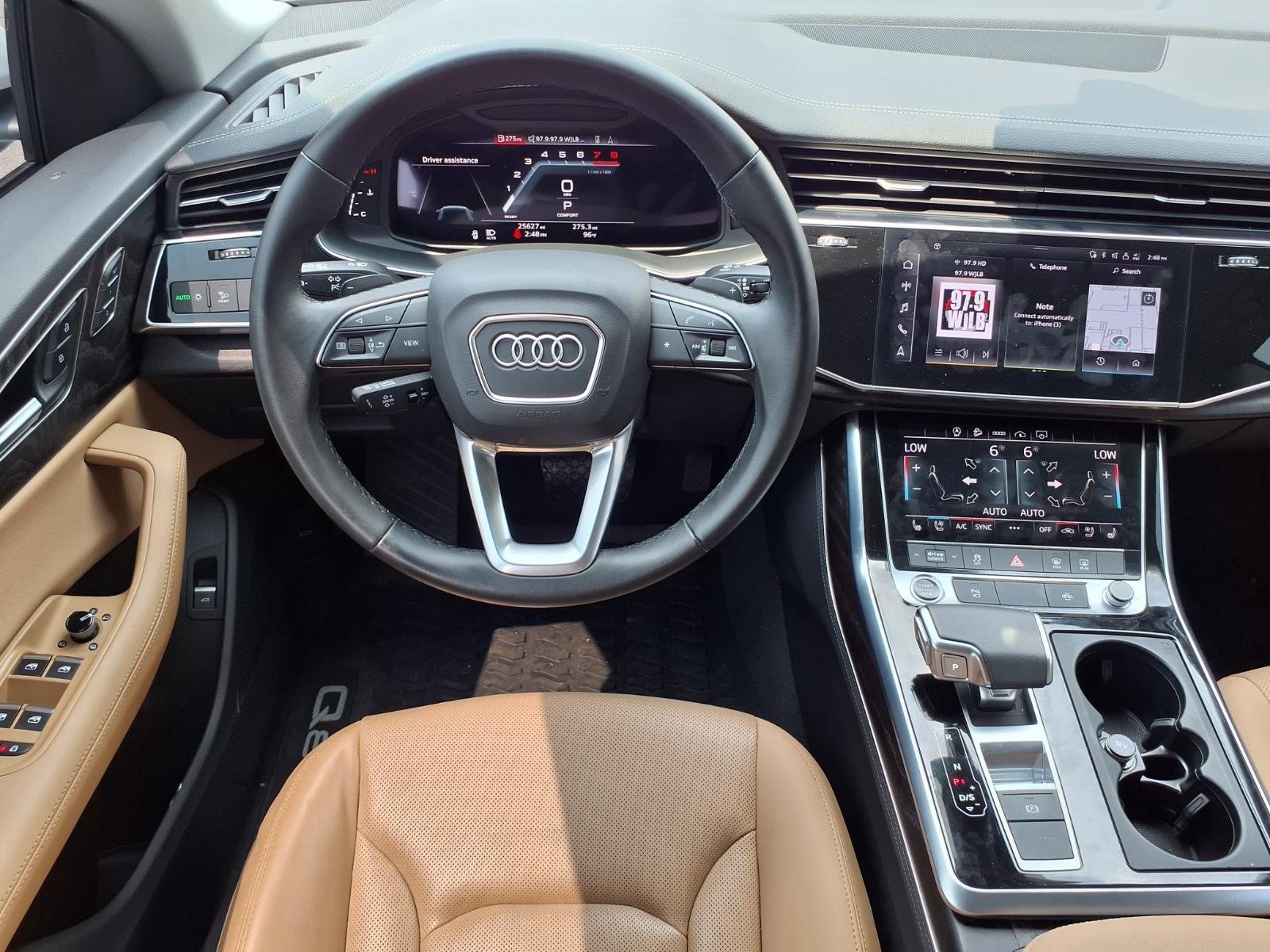 Used 2023 Audi Q8 Premium Plus AWD/4WD image 6