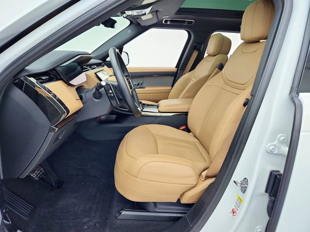 Certified 2025 Land Rover Range Rover Sport SE image 18