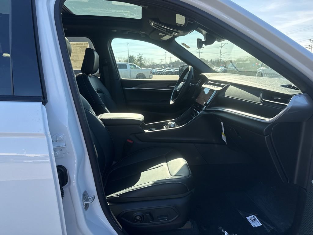 New 2026 Jeep Grand Cherokee Limited AWD/4WD image 29