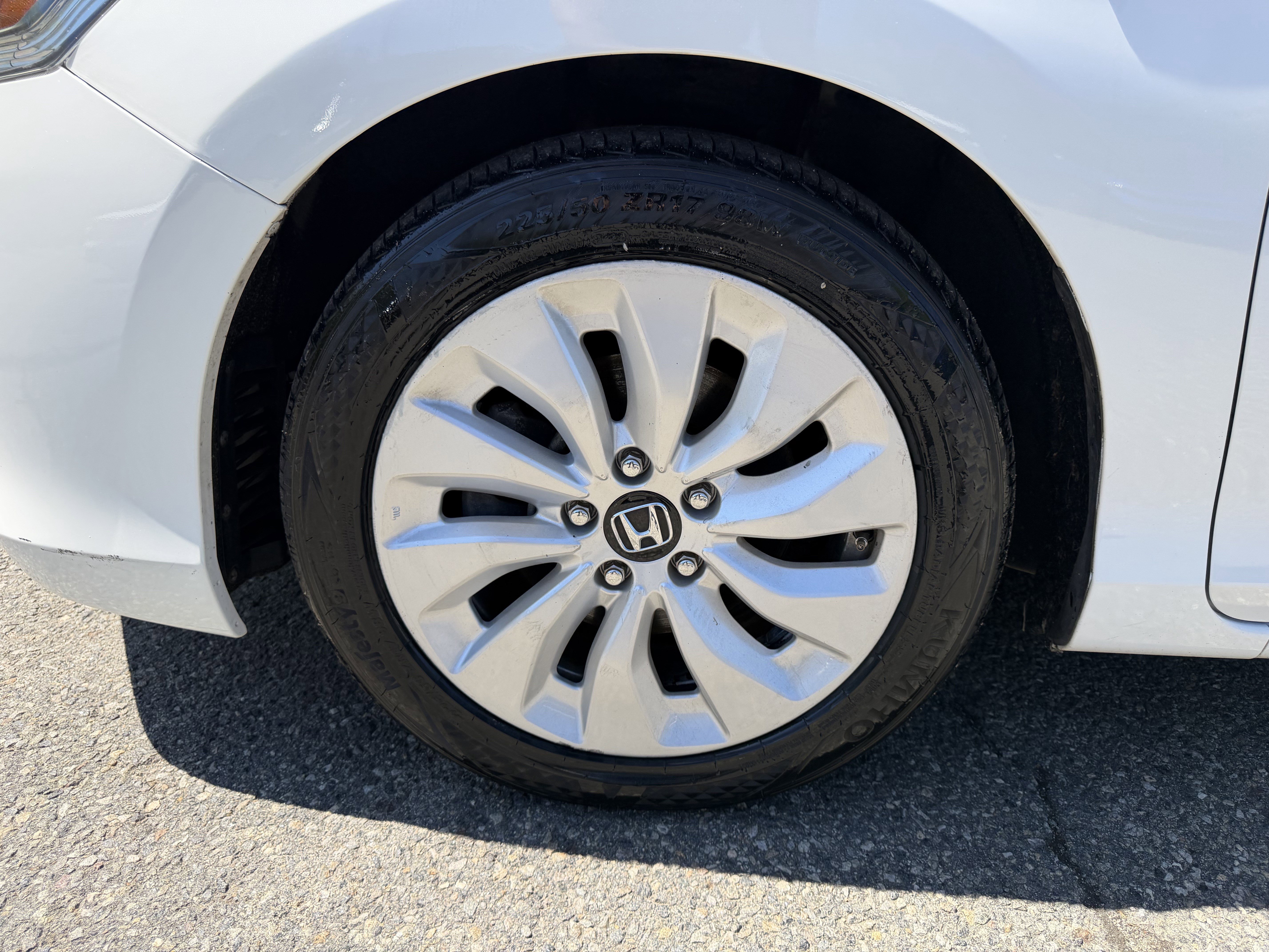 Used 2015 Honda Accord EX-L image 8