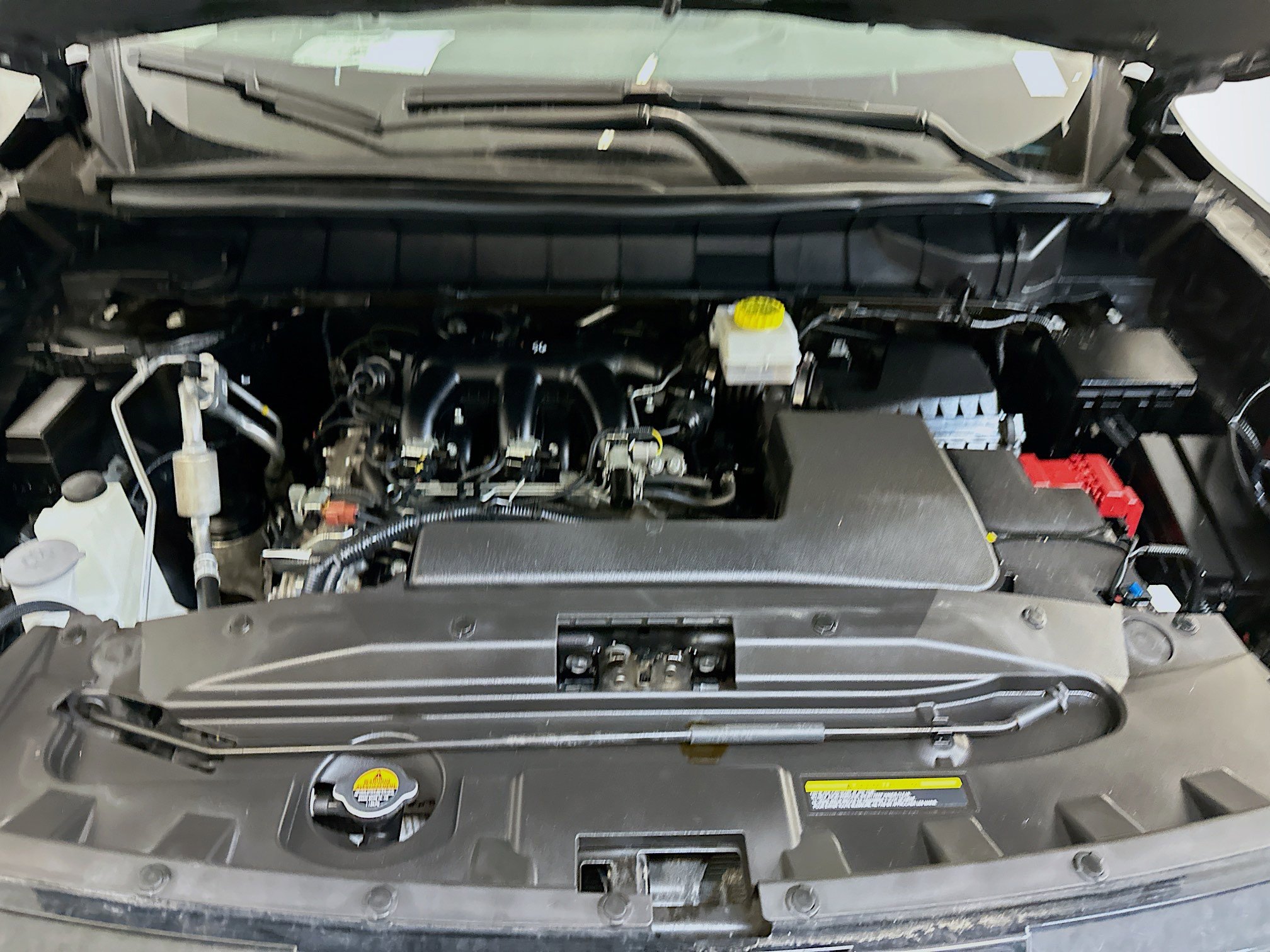 Used 2024 Nissan Pathfinder SV image 34