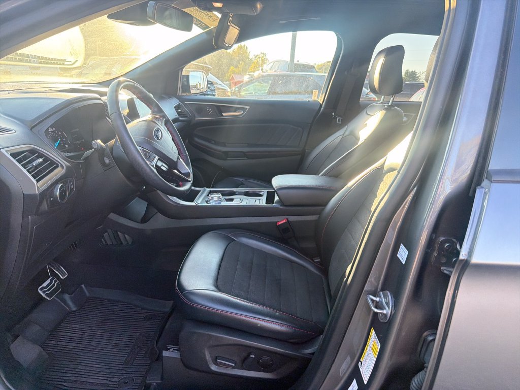 Used 2024 Ford Edge ST-Line AWD/4WD image 14