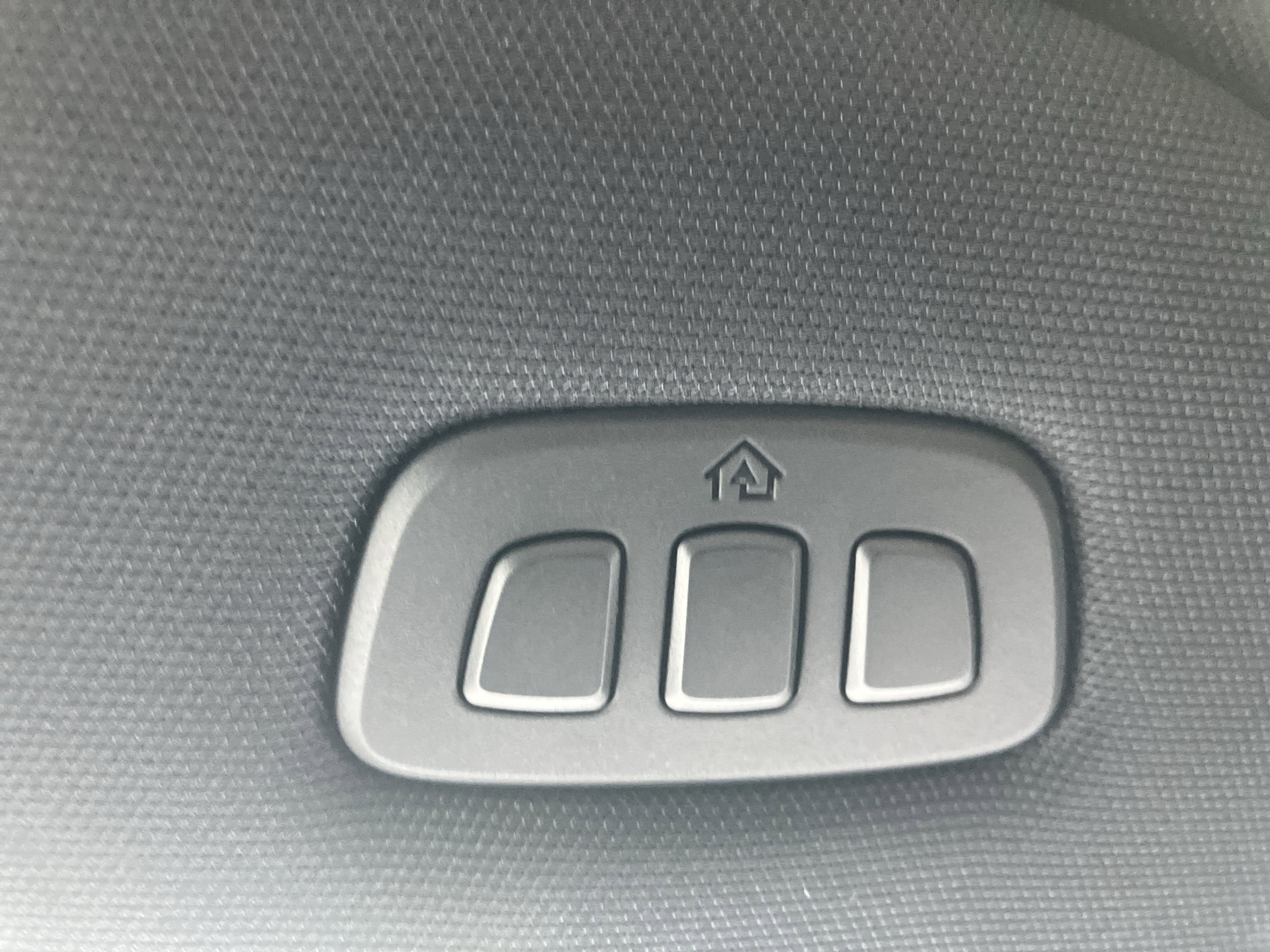 Certified 2025 Ford F150 Lariat w/ Equipment Group 501A Mid image 32