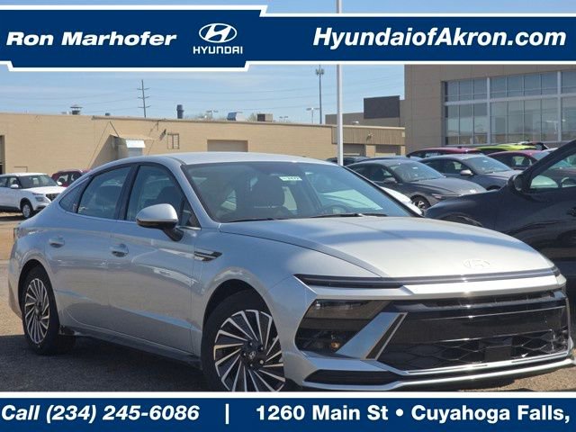Certified 2025 Hyundai Sonata SEL image 1