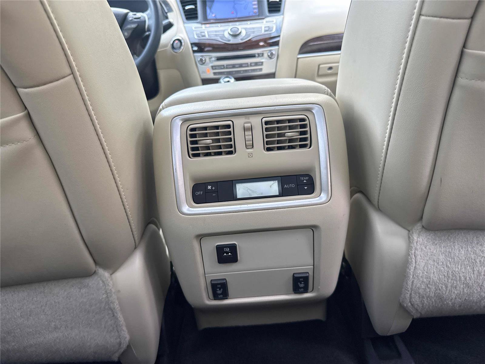 Used 2017 INFINITI QX60 Luxe w/ Deluxe Technology Package AWD/4WD image 30