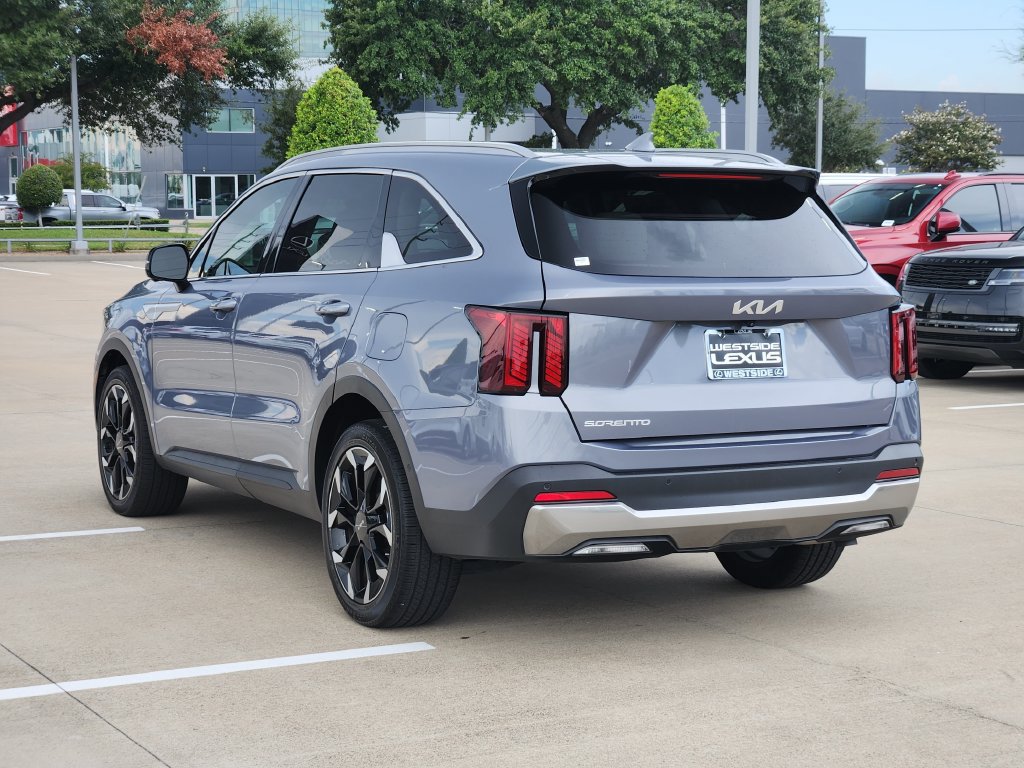 Used 2024 Kia Sorento SX FWD image 5