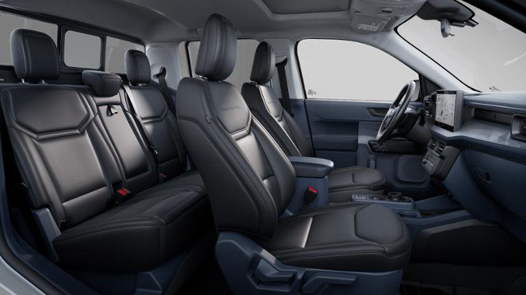 New 2025 Ford Maverick Lariat w/ Black Appearance Package image 6