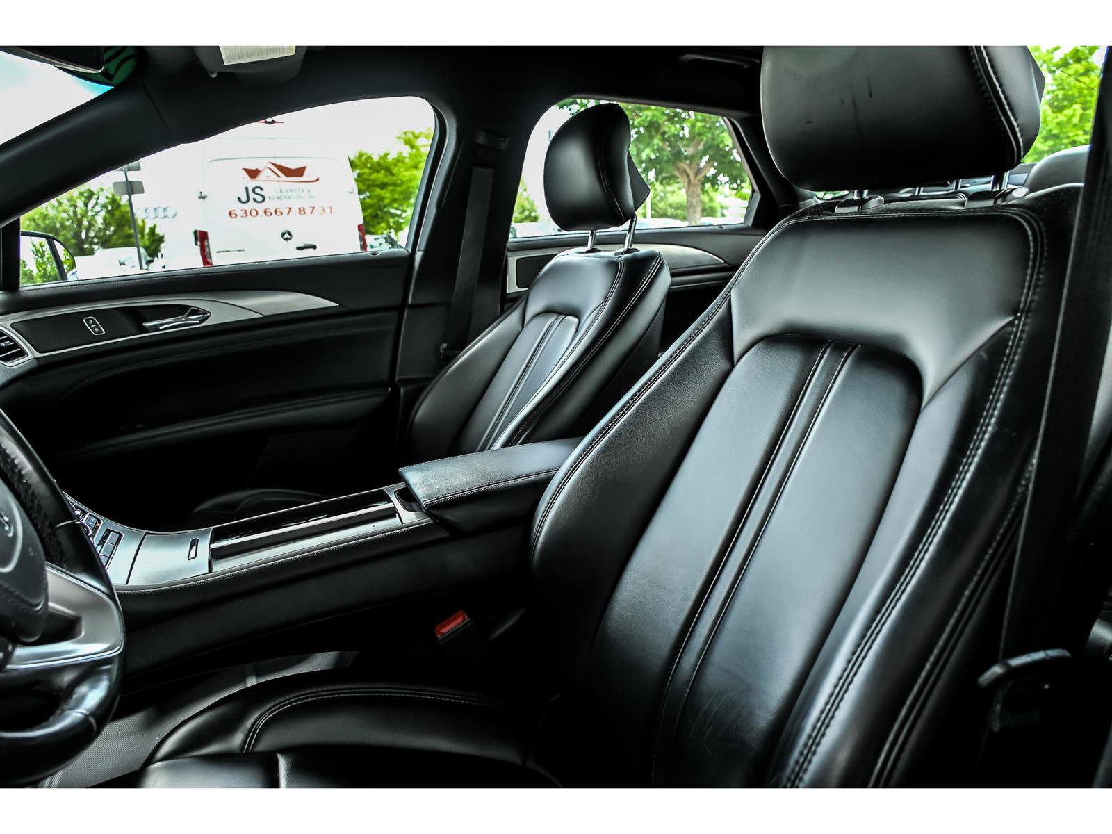 Used 2019 Lincoln MKZ Premiere FWD image 12