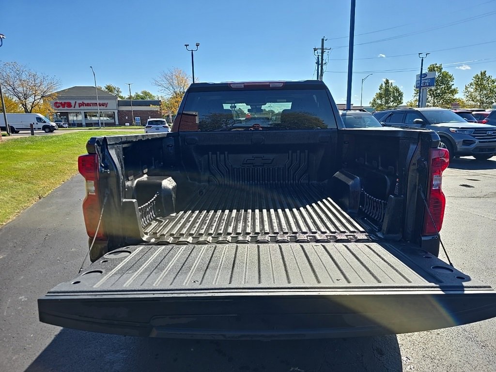 Used 2023 Chevrolet Silverado 1500 LT image 5