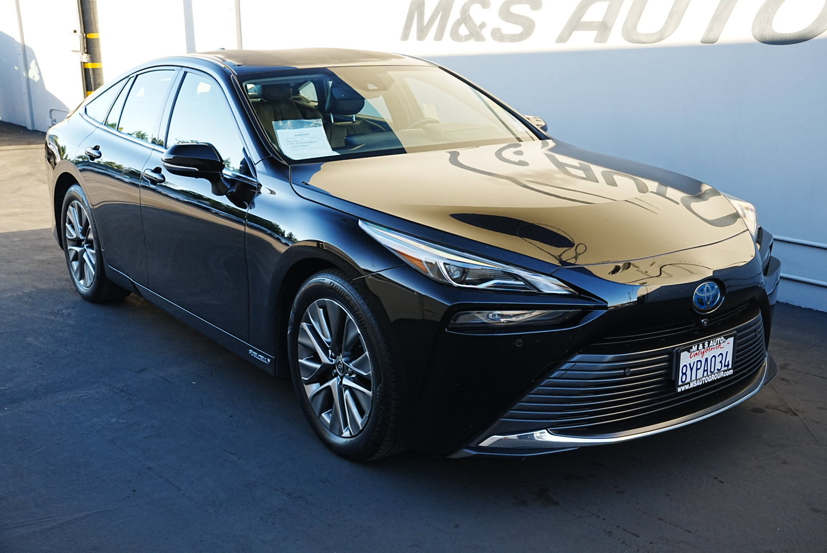Used 2021 Toyota Mirai XLE image 3