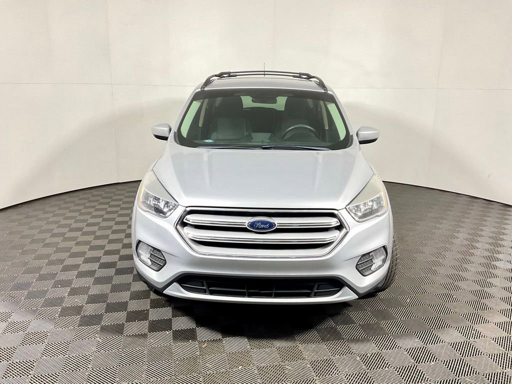 Used 2018 Ford Escape SE w/ SE Sync 3 Package image 4