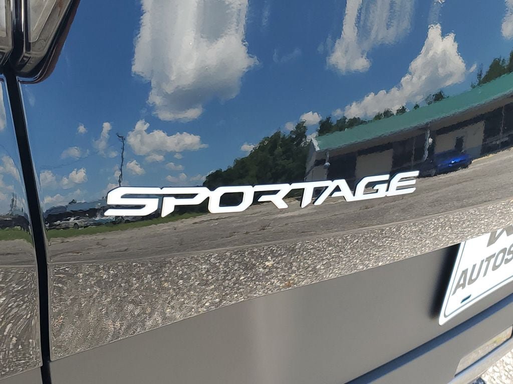 New 2026 Kia Sportage LX w/ LX Convenience Package FWD image 26
