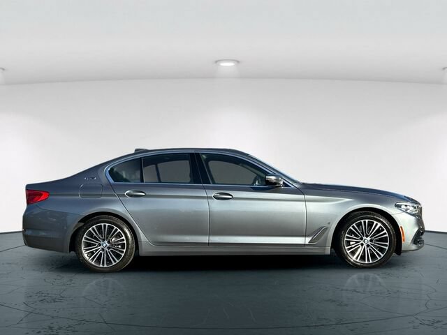 Used 2019 BMW 530e w/ Convenience Package RWD image 7