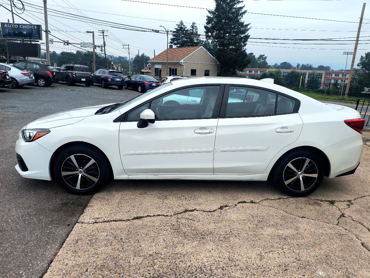 Used 2022 Subaru Impreza 2.0i Premium image 9