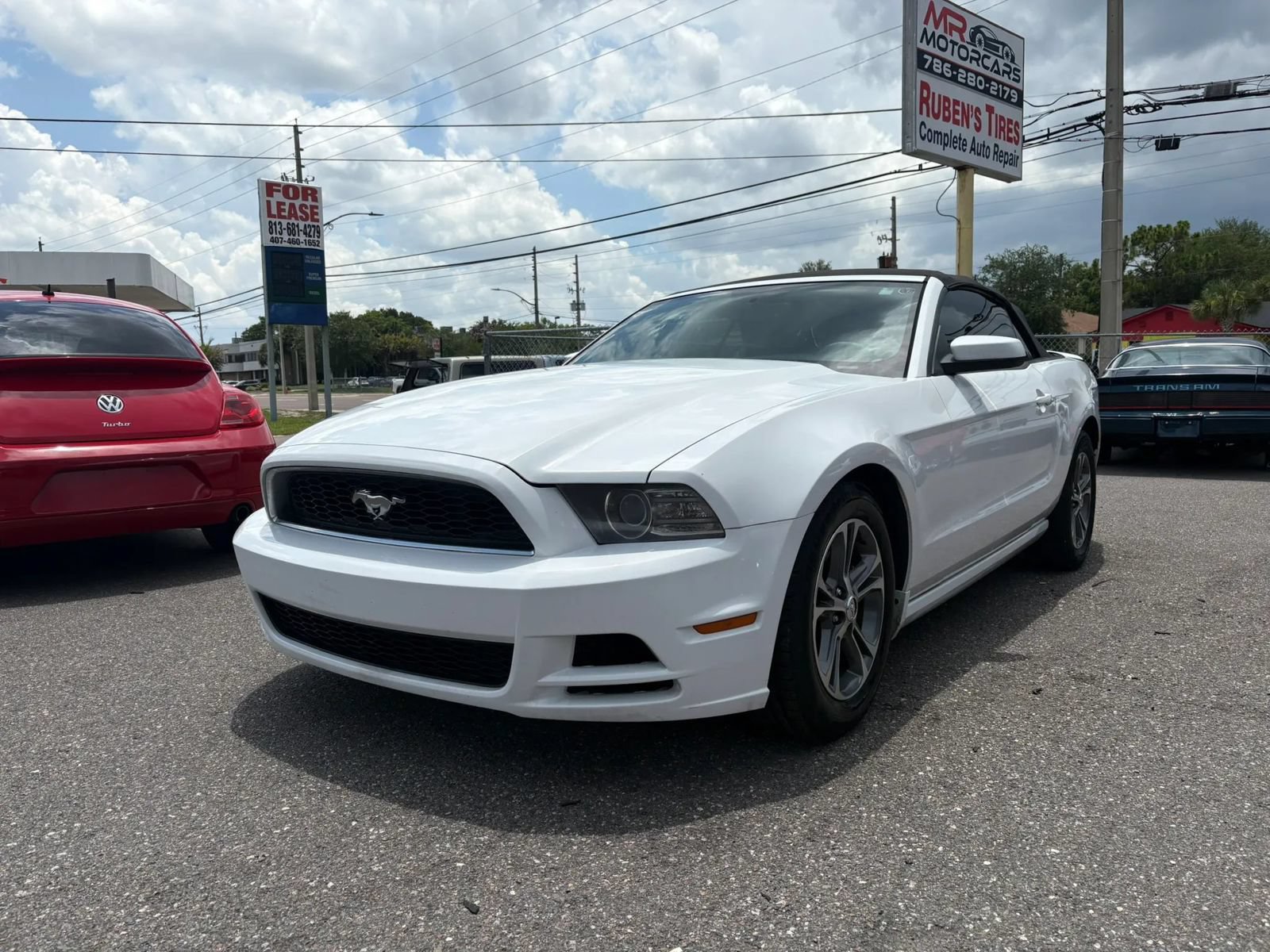 Used 2014 Ford Mustang Premium RWD image 8