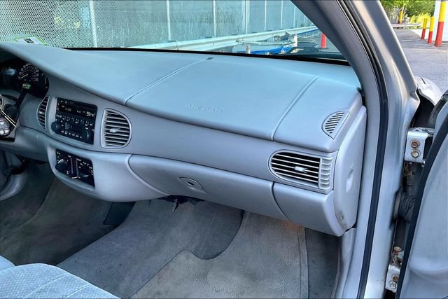 Used 2004 Buick Century Custom FWD image 16